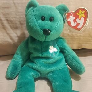 Ty Beanie Babies Erin the Bear
